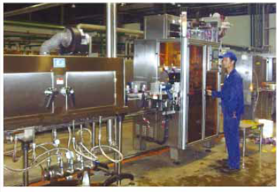 Étiqueteuse à manchon rétractable étanche et antirouille pour bouteilles en PVC et PET