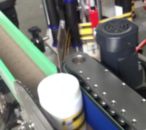 Machine d'étiquetage de bouteilles rondes, machine d'embouteillage et d'étiquetage pour pot de sucre Bround