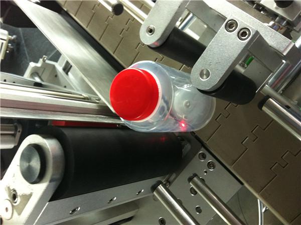 Pawpaw / machine à étiquettes ronde d'autocollant de bouteille de goyave pour le champ de boisson