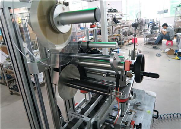 Applicateur automatique d'étiquette de surface plane de machine à étiqueter supérieure avec le convoyeur / équipement d'étiquetage supérieur