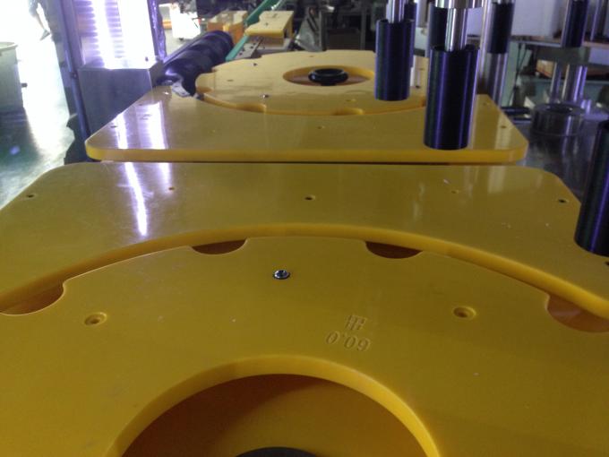 Machine à étiqueter de bouteille de vin / bière de production élevée, étiqueteuse ronde de bouteille