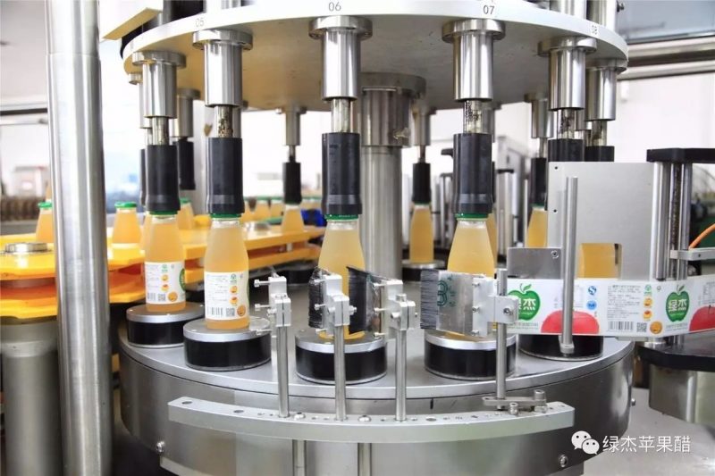Chine Étiqueteuse rotative de bouteille ronde avec le fournisseur de système de machine d'étiquetage de plat de rotation