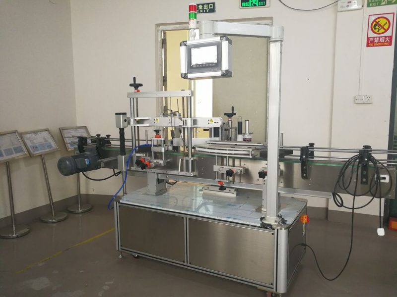 Chine Machine d'étiquetage automatique auto-adhésive simple face 380 / 220V 50HZ 2300W fournisseur