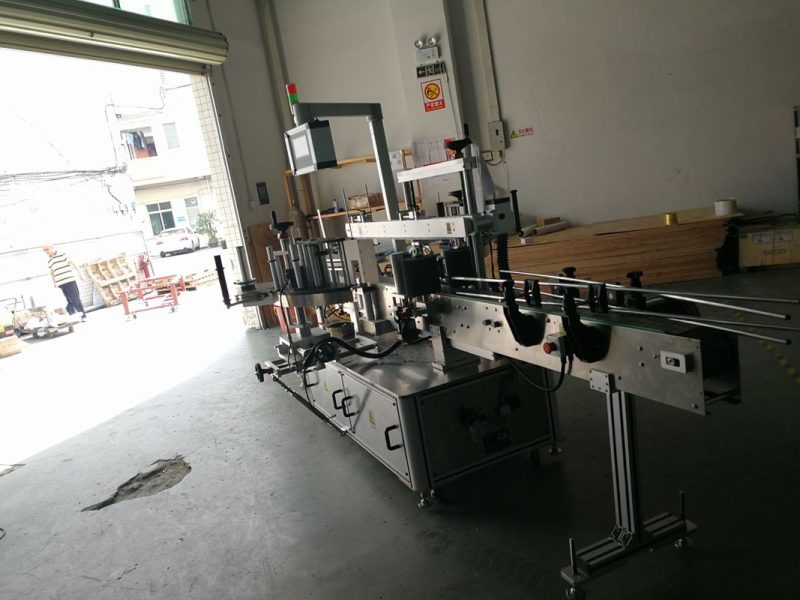 Chine Machine d'étiquetage d'autocollant de bouteille ronde à double face, largeur d'étiquette 190mm fournisseur
