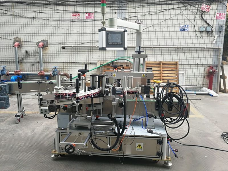 Chine Machine d'étiqueteuse de bouteille plate double face d'autocollant automatique haute précision longue 2m fournisseur